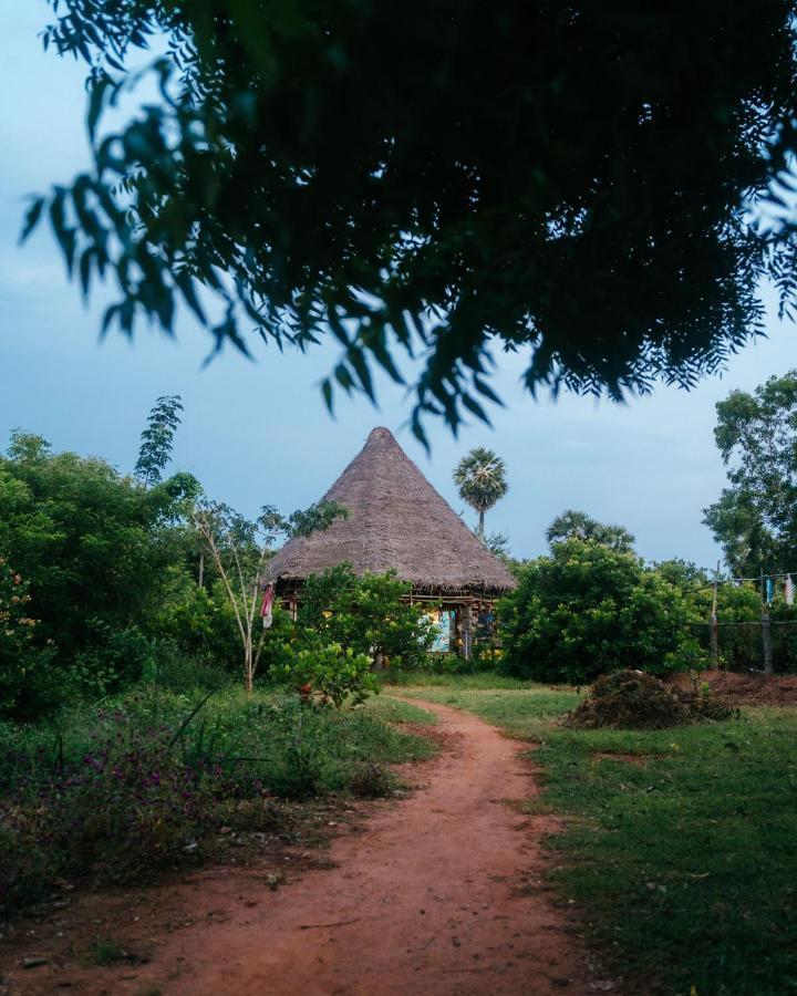 Beyond Community Apartment Auroville Exterior photo